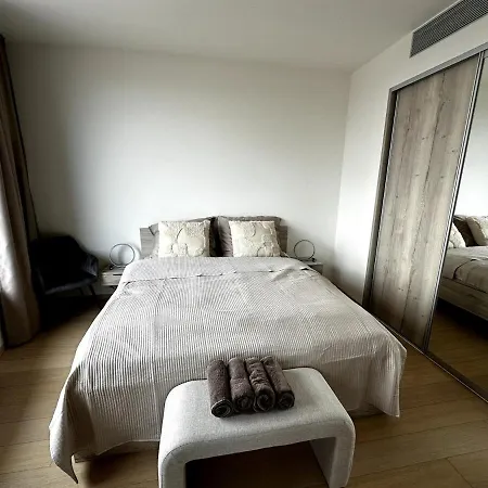 Apartamento Stylish 17Th-Floor View Apt *