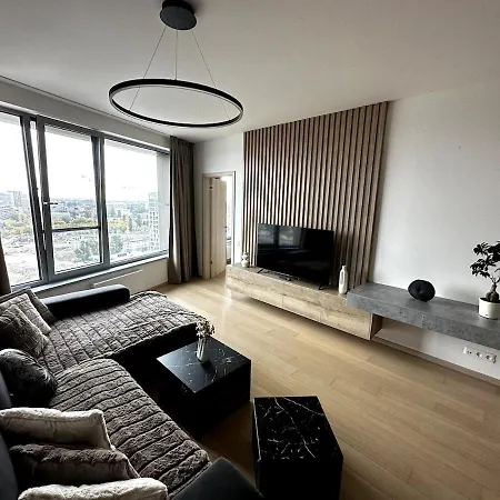 Stylish 17Th-Floor View Apt Bratislava